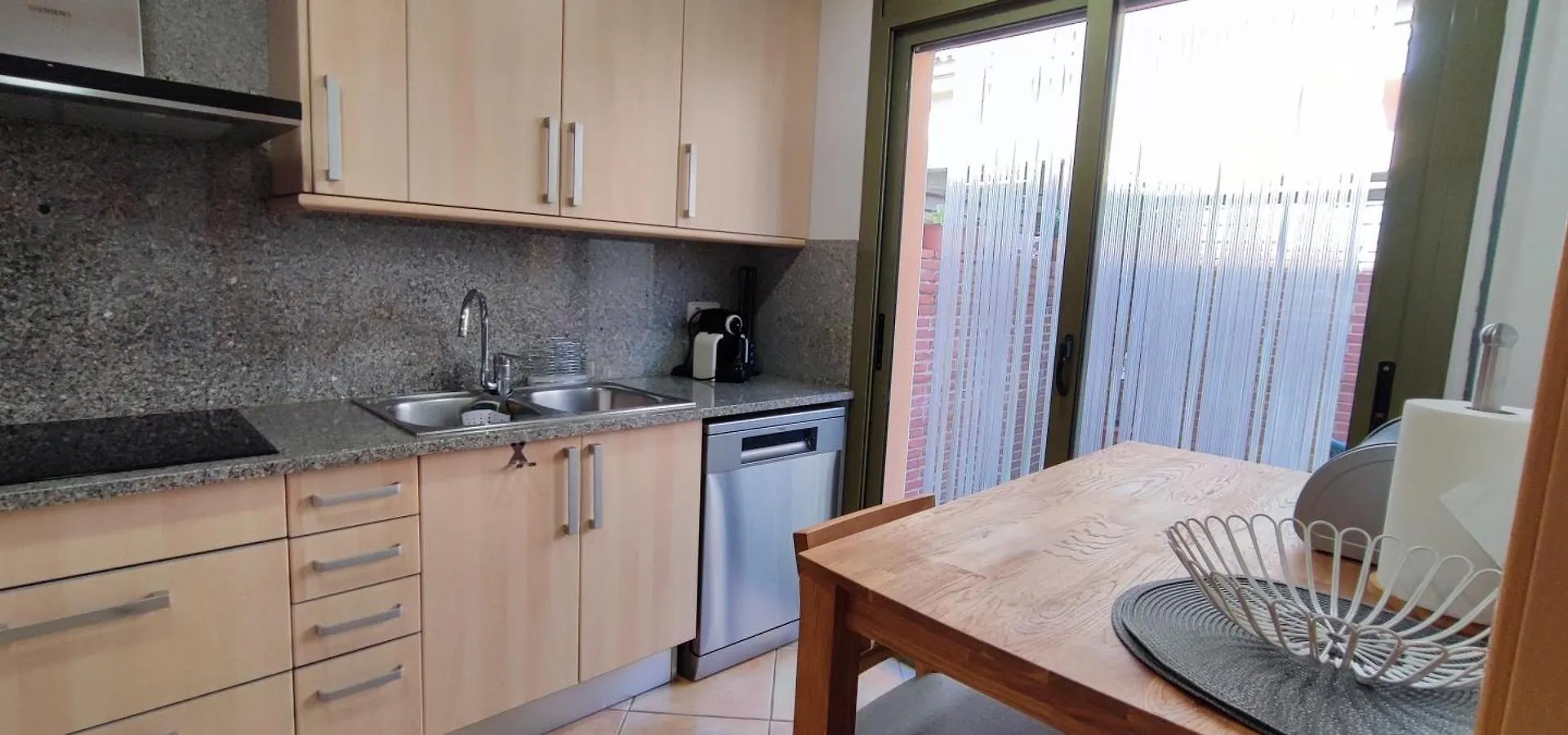 Дом отдыха Lloguer30 Jofre House With Terrace, Parking Ideal For Families Сан-Фелиу-де-Гишольс Испания